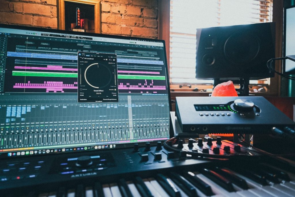 Rock Mixing Mastery: Online Courses to Elevate Your Sound Engineering Skills